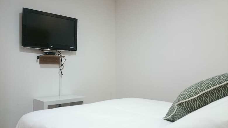 Hotel + Arte