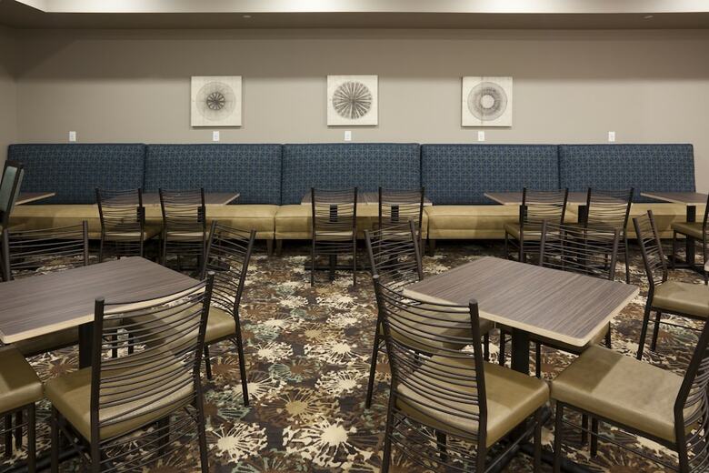Grandstay Hotel And Suites