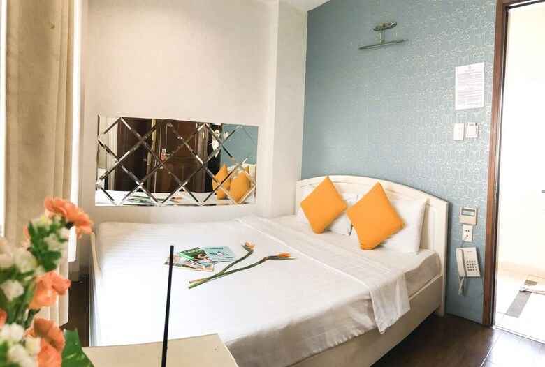 Platinum Hotel