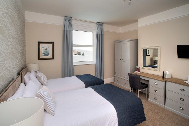 Hotel Freshwater Bay House