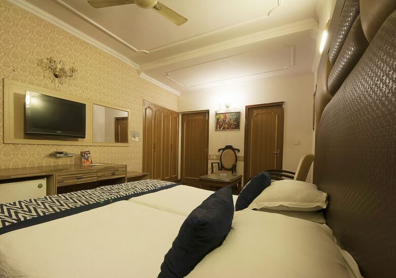 Hotel Golden Leaf