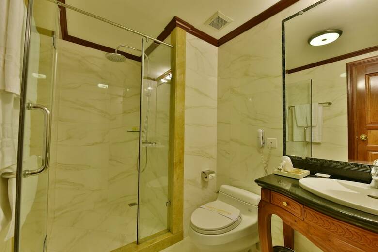 Golden Rice Hotel