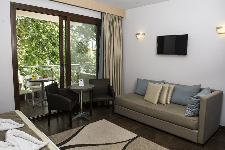 Aparthotel Hotel Ifigenia