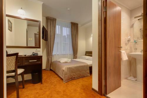 Hotel Solo Panorama Palace Square