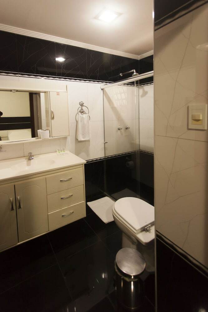 Arlen Hotel