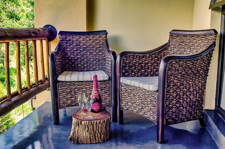 Posada Tshikwalo Game Lodge