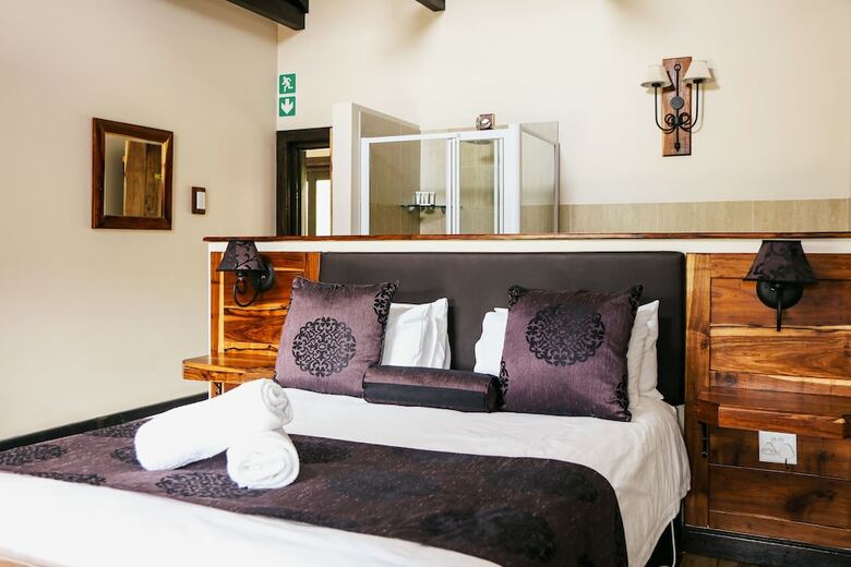 Hotel Malachite Manor