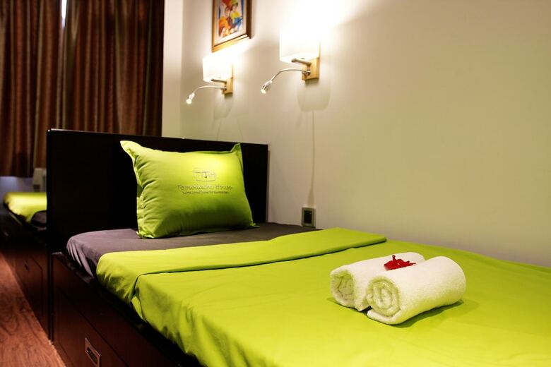 Hotel Tomodachi House