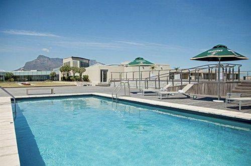 Lagoon Beach Hotel & Spa