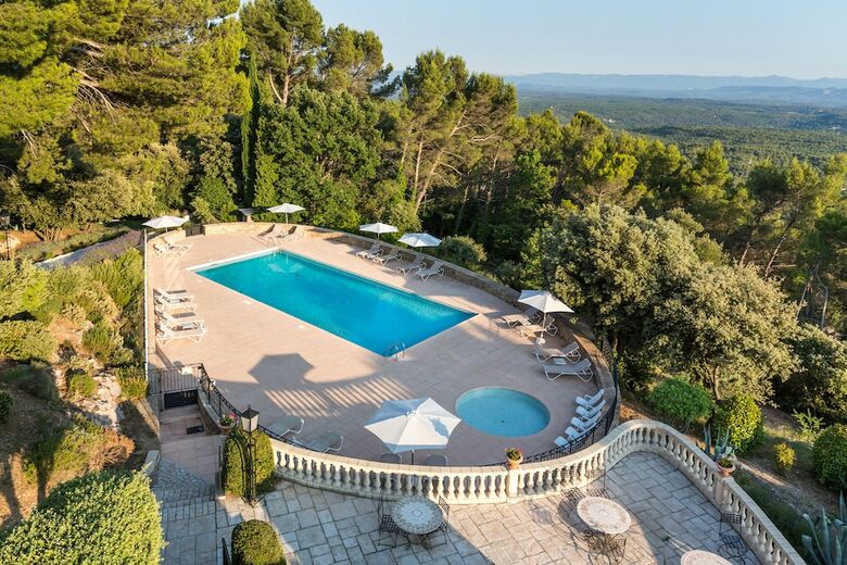 Hotel La Bastide De Tourtour & Spa H�tel
