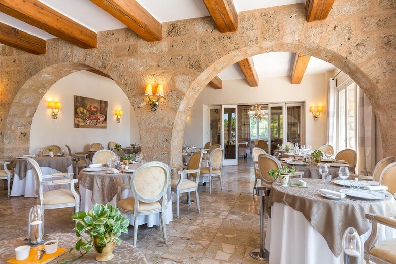 Hotel La Bastide De Tourtour & Spa H�tel