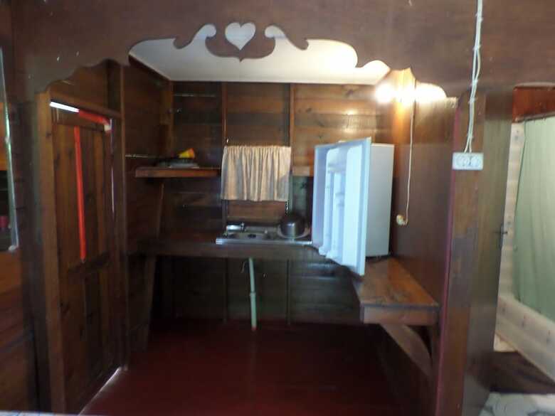 Beach Road Cottages At Jah Bs