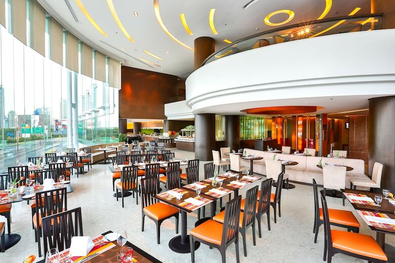 Eastin Hotel Makkasan Bangkok