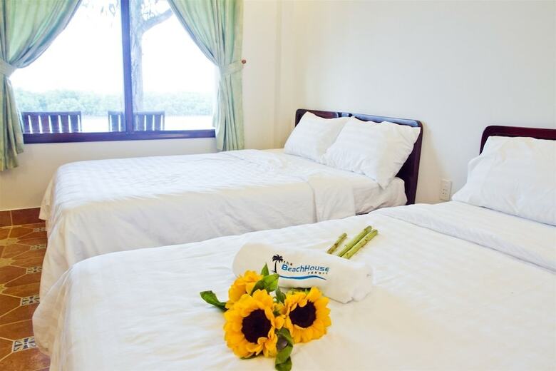 Hotel The Beach House Resort