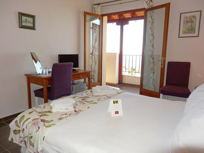 Hotel Lagou Raxi