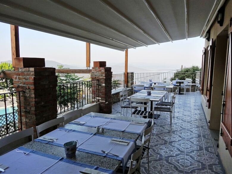 Hotel Lagou Raxi