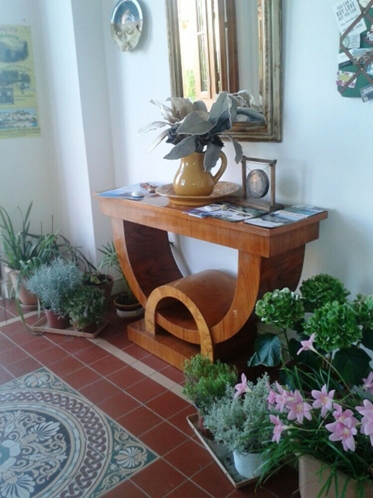 Hotel Lagou Raxi