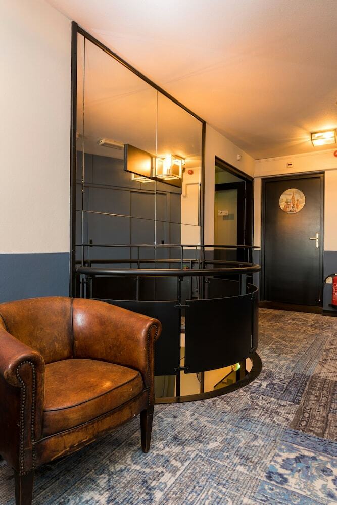 Hotel De Valk