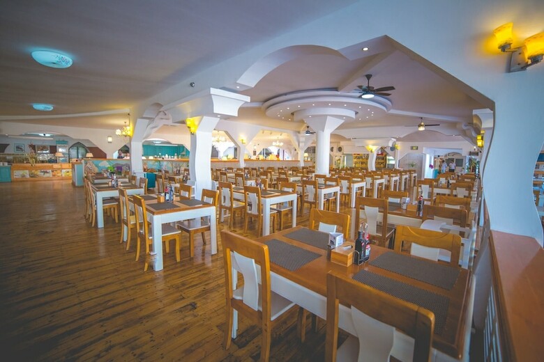 Aparthotel Phoenicia Holiday Resort