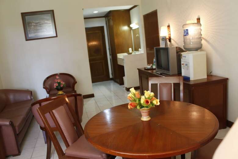 Surya Pesona Beach Hotel