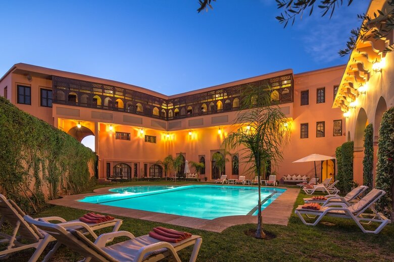 Hotel Albakech House