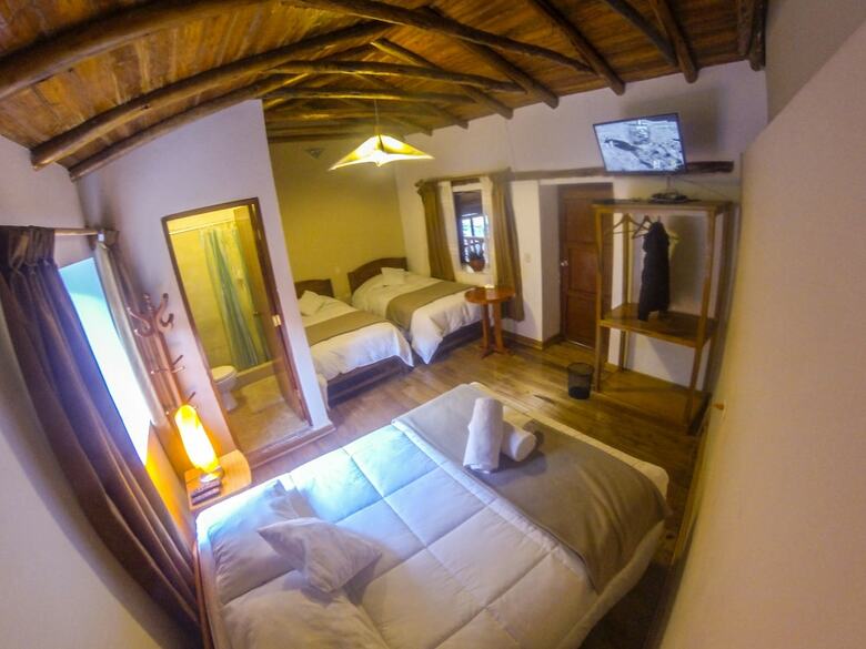 Hotel La Casa Del Abuelo Riverside