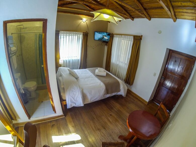 Hotel La Casa Del Abuelo Riverside