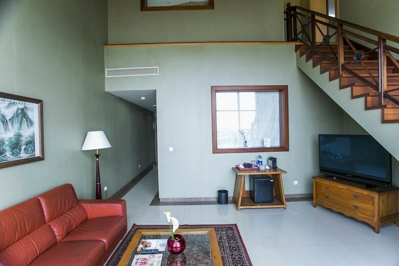 Lagos Oriental Hotel