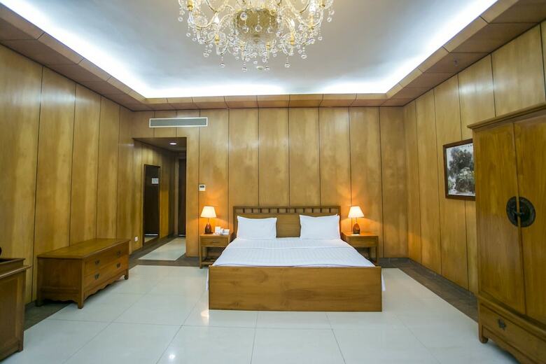 Lagos Oriental Hotel