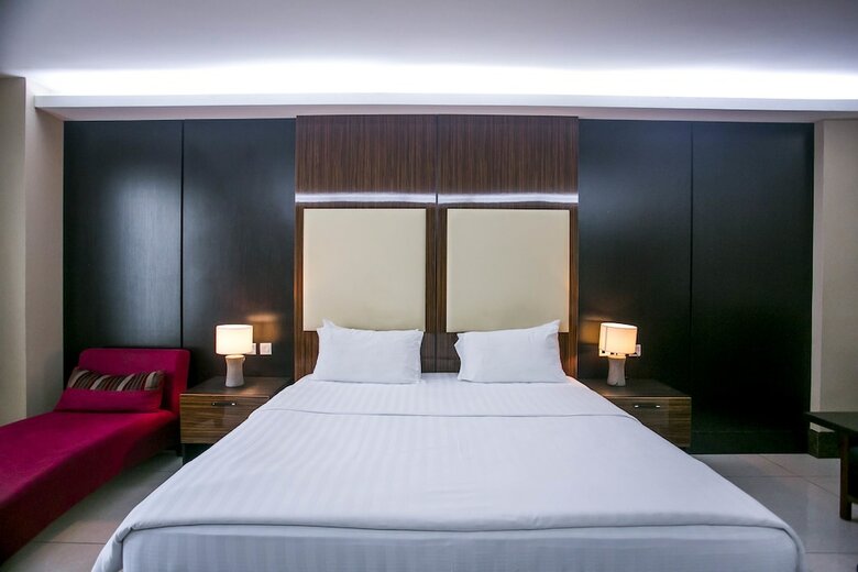 Lagos Oriental Hotel