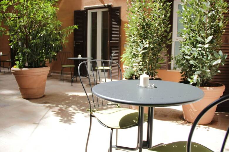Bed & Breakfast Ingrami Suites