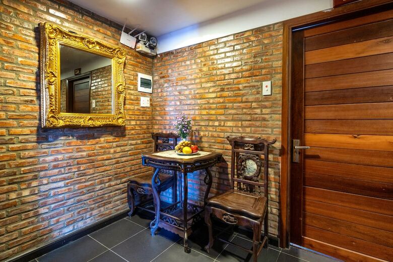 Calm House Hotel Hoi An