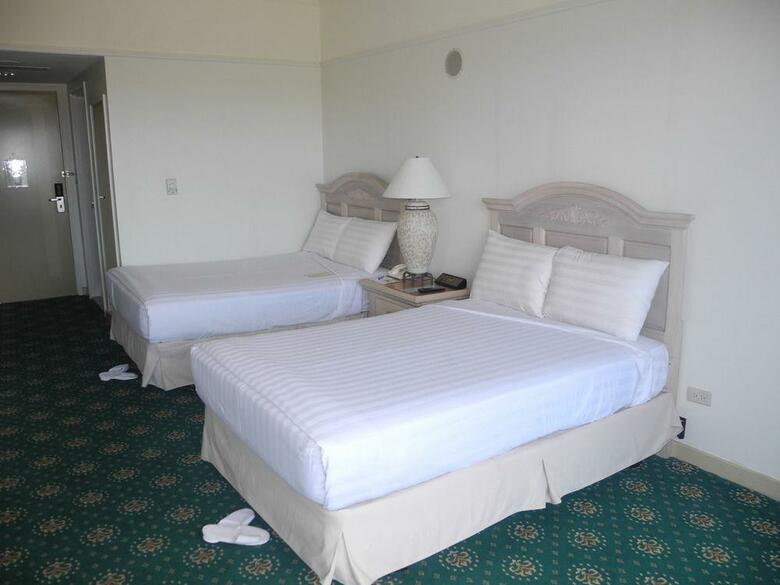 Palasia Hotel Palau