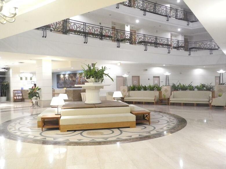 Palasia Hotel Palau