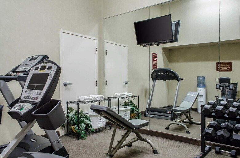 Hotel Sleep Inn & Suites