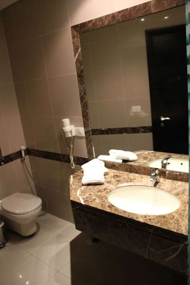 Sunrise Hotel