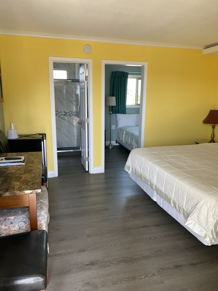 Hotel 777 Motor Inn