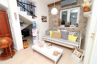 Apartments Trstenica