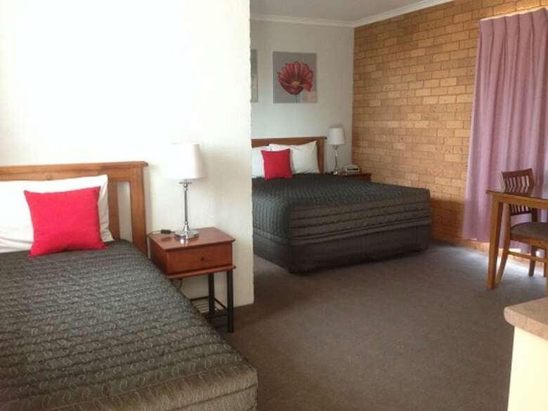 Centrepoint Motel