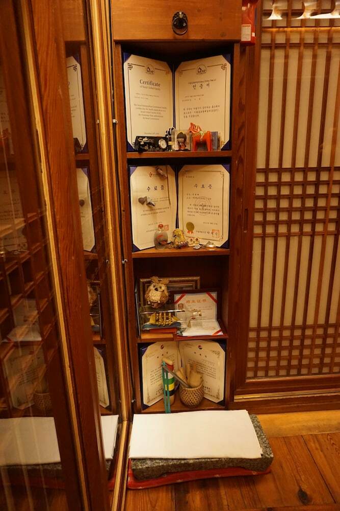 Hotel Bukchonmaru Hanok Guesthouse