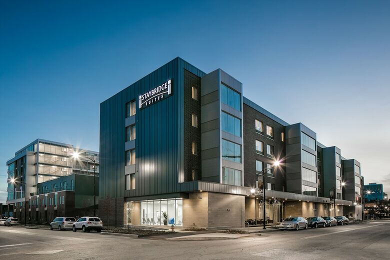 Hotel Staybridge Suites Des Moines Downtown