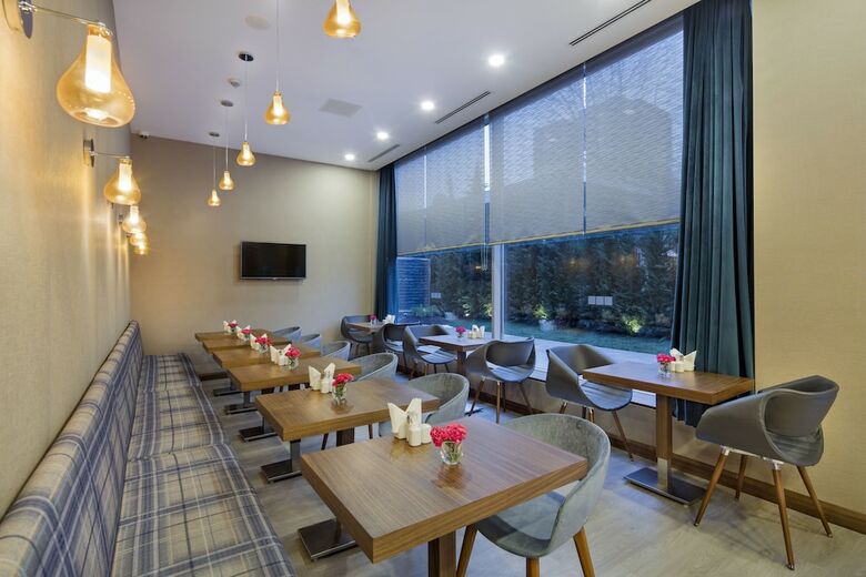 Hotel Hampton By Hilton Istanbul Atakoy