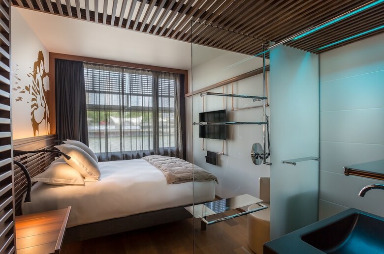 Hotel Off Paris Seine