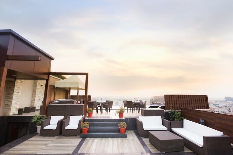 Hotel Regenta Almeida Zirakpur Chandigarh
