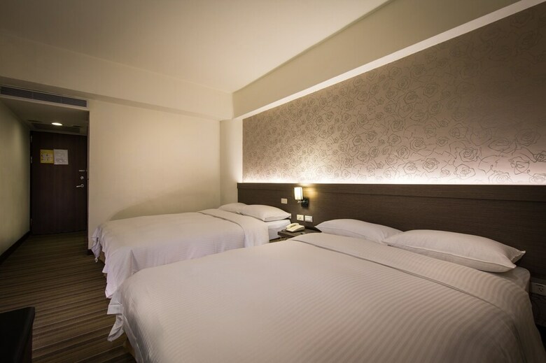 New World Hotel