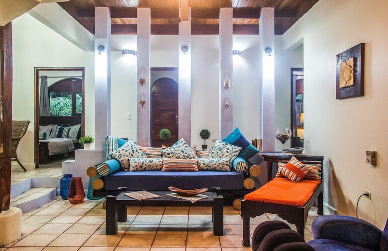 Hotel Banana Beach Bungalows