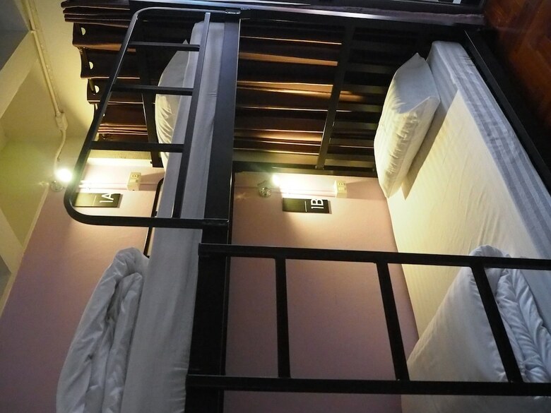 Hostal Eden Walking Street Hostel