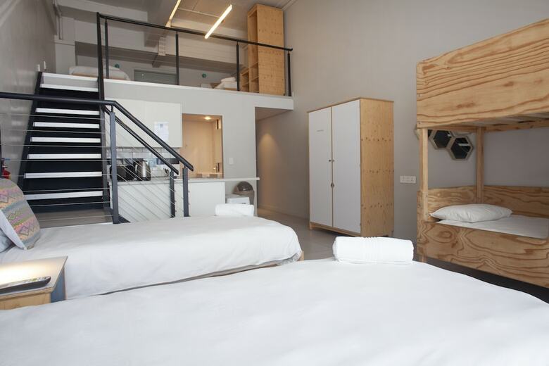 Mojo Hotel