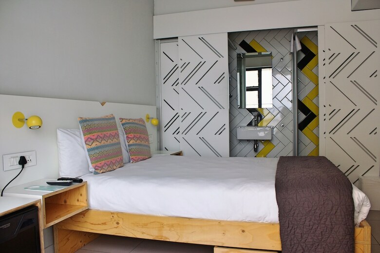 Mojo Hotel