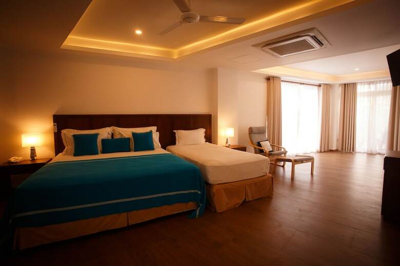 Sayura Beach Hotel